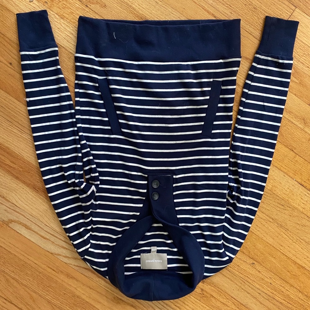 Jcrew sweatshirt with front pocket size S